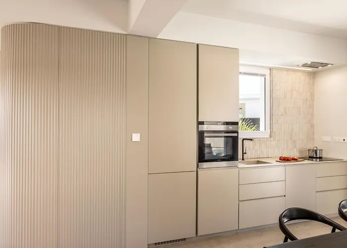 Mesogeios 4 Protarász