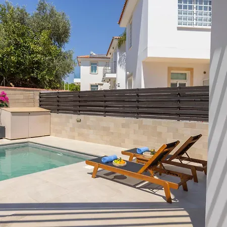 Villa Mesogeios 4 Protaras