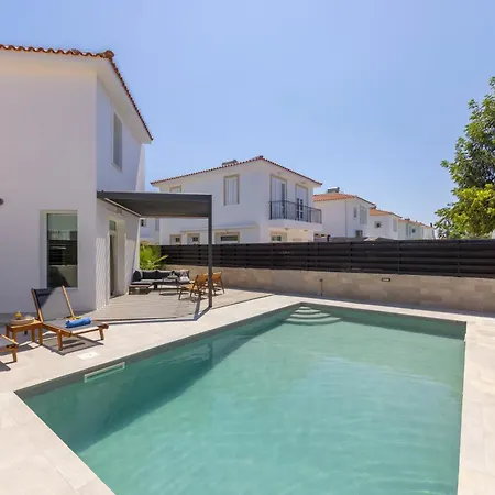 Villa Mesogeios 4